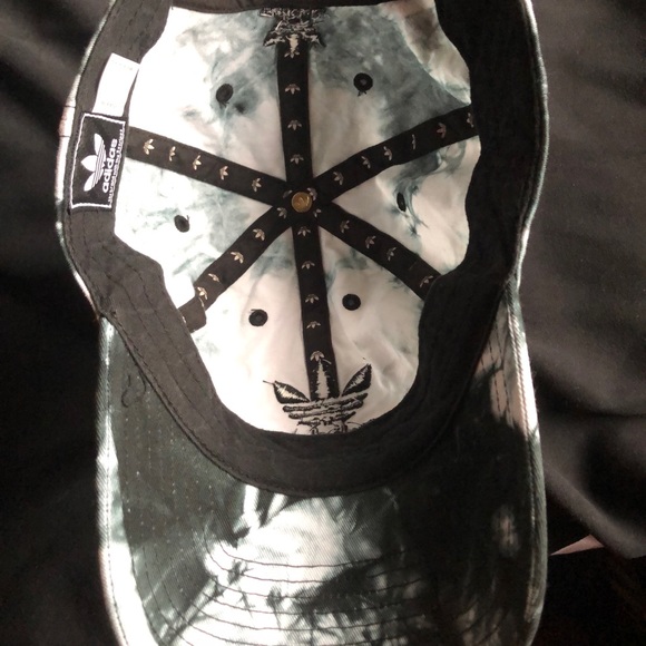 Adidas Acid Wash Hat - Picture 6 of 7